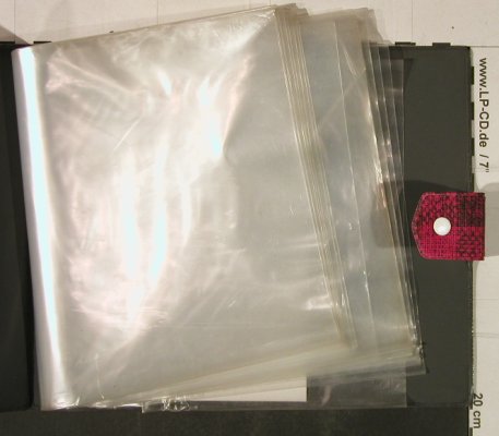 Single Album Kunststoff: Rot/Schwarz, Quadrrat Muster, (), 20 Taschen,  - Album - Z83 - 4,00 Euro