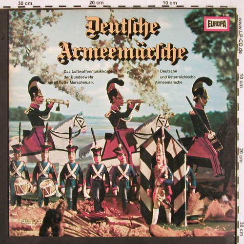 Luftwaffenmusikkorps 4 Hamburg: Deutsche Armeemärsche, Europa (E 387), D Typ: LP Best.-Nr.: V2908 Preis: 6,00 Euro
